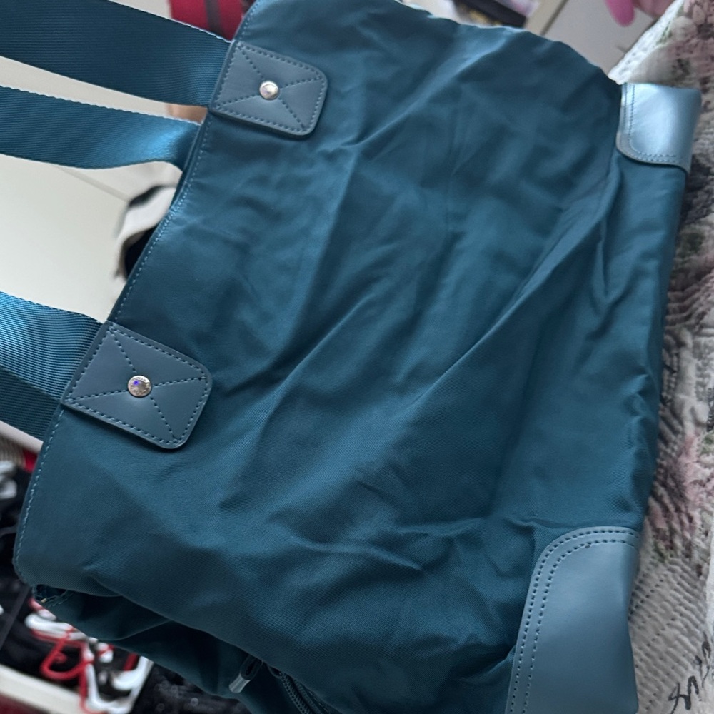 Teal Kenneth Cole Reaction Tote Bag Purse with Leather & SilverAccents BRAND NEW